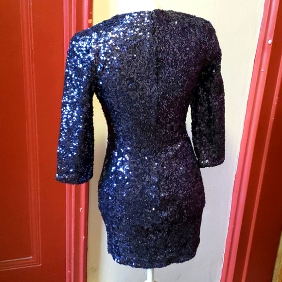 EZPRESS V-neck Sequin Dress Size 2 - Picture 5 of 12